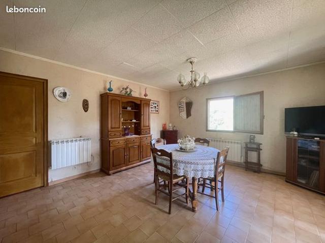 Maison vente à Forcalquier, Montagnac-montpezat