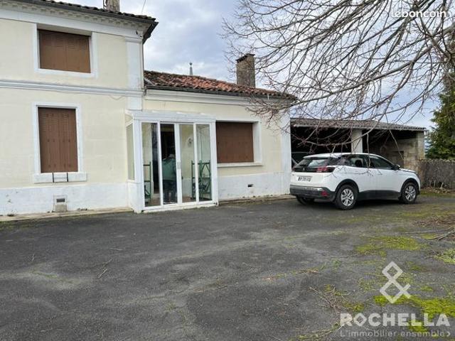 Maison vente à Saintes, Burie