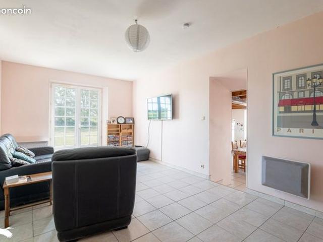 Maison vente à Saint-Jean-d'Angély, Vergné