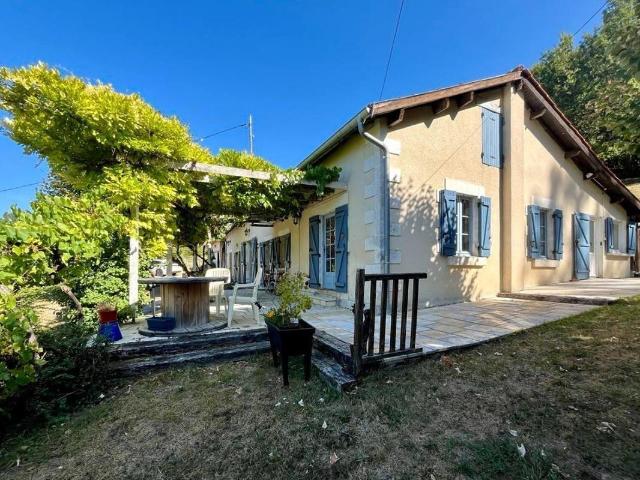 Maison vente à Périgueux, Château-l'evêque