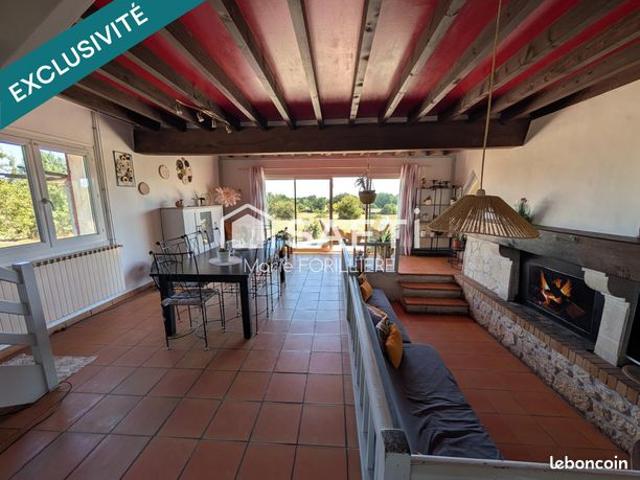 Maison vente à Bayas, Gironde