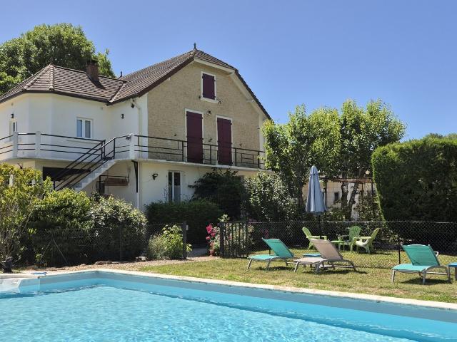 Maison vente à Bergerac, Le Buisson-de-cadouin