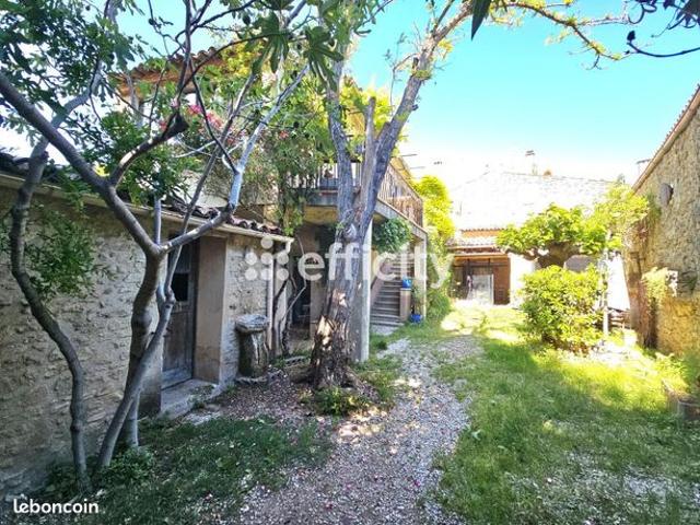 Maison vente à Apt, Saint-martin-de-la-brasque
