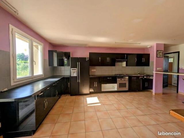 Maison vente à Champagnac