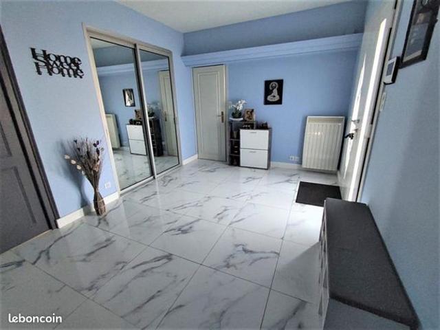 Maison vente à Segré, Candé