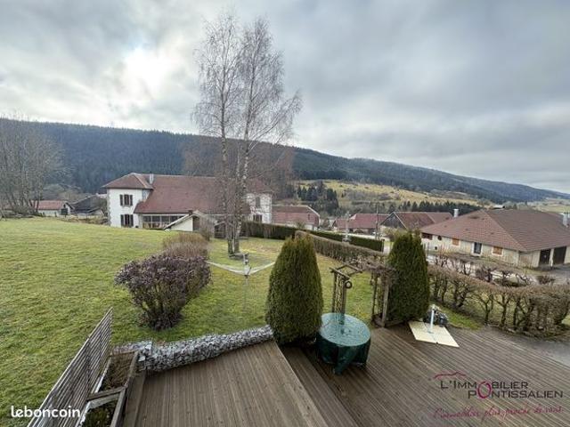 Maison vente à Pontarlier, Maisons-du-bois-lièvremont