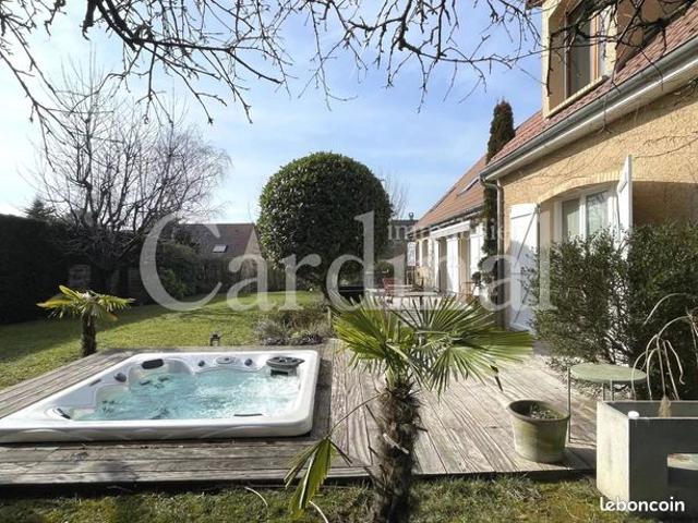 Maison vente à Noisy-le-roi