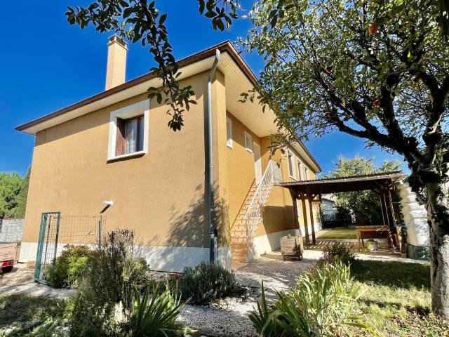 Maison vente à Mions, Rhône