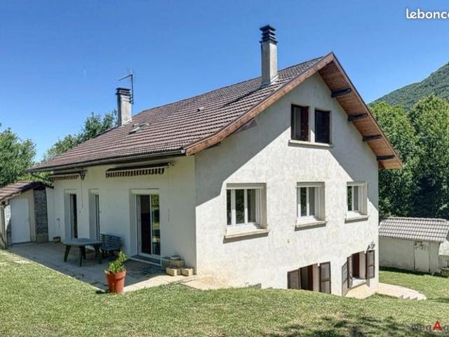 Maison vente à Grenoble, Vif