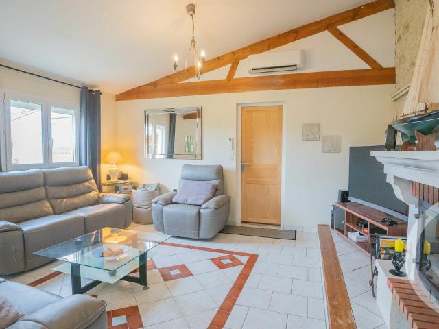 Maison vente à Saintes, Tesson