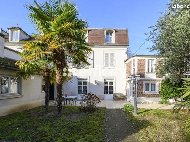 Maison vente à Crosne, Essonne