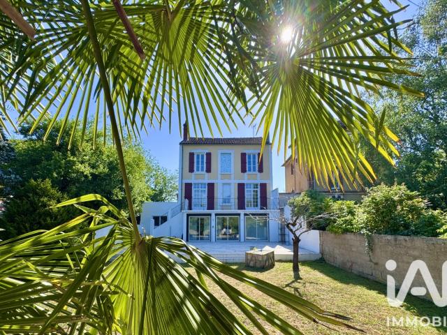Maison vente à Auxerre, Cravant