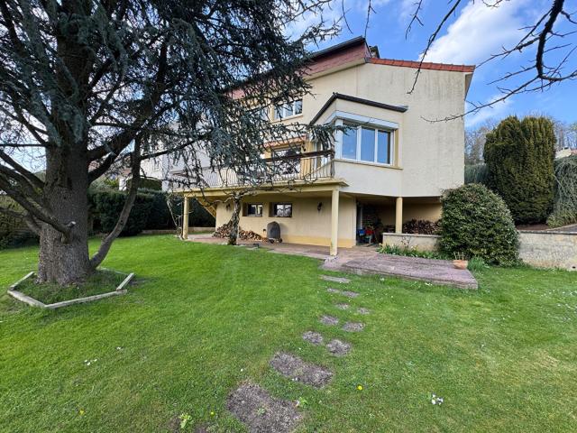 Maison vente à Charleville-Mézières, Charleville-mézières
