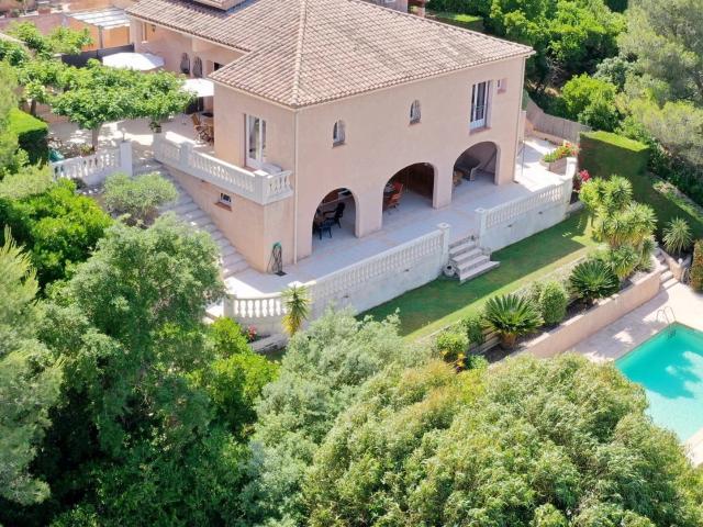 Maison vente à Arrondissement de Toulon, Carqueiranne