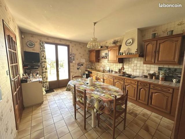 Maison vente à Saintes, Tesson