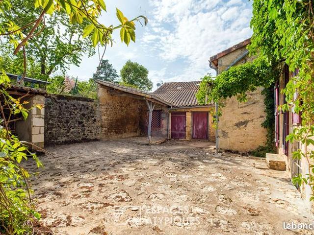 Maison vente à Saintes, La Vallée