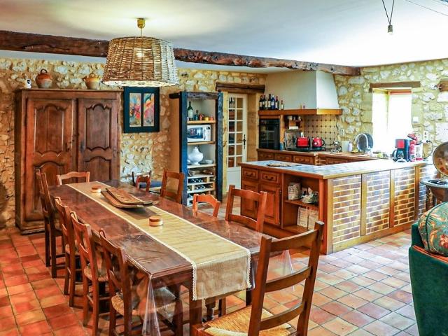 Maison vente à Bergerac, Faux