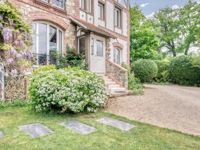 Maison vente à Nanterre, Vaucresson
