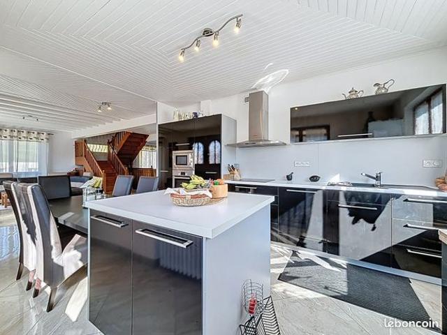 Maison vente à Chambéry, Saint-alban-de-montbel