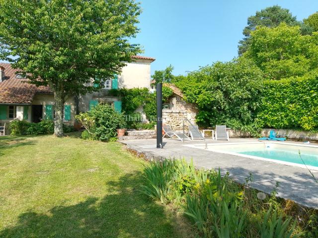 Maison vente à Nontron, Mareuil
