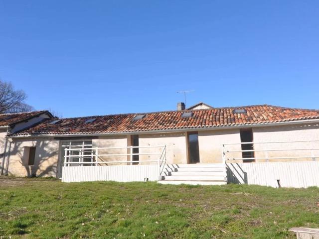 Maison vente à Angoulême, Villebois-lavalette