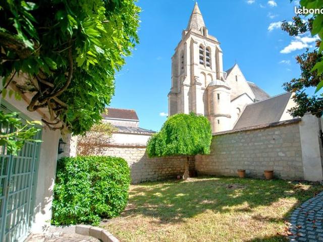 Maison vente à Saint-Germain-en-Laye, Le Mesnil-le-roi