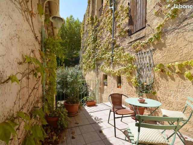 Maison vente à Carpentras, Le Barroux