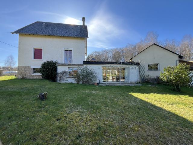 Maison vente à Ussel, Montaignac-saint-hippolyte