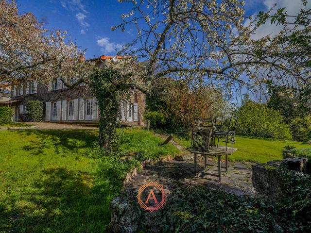 Maison vente à Riom, Auvergne-Rhône-Alpes