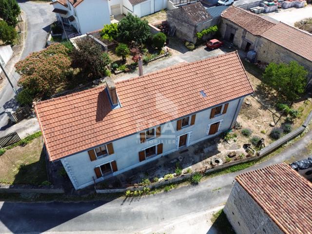 Maison vente à Tuzie, Courcôme