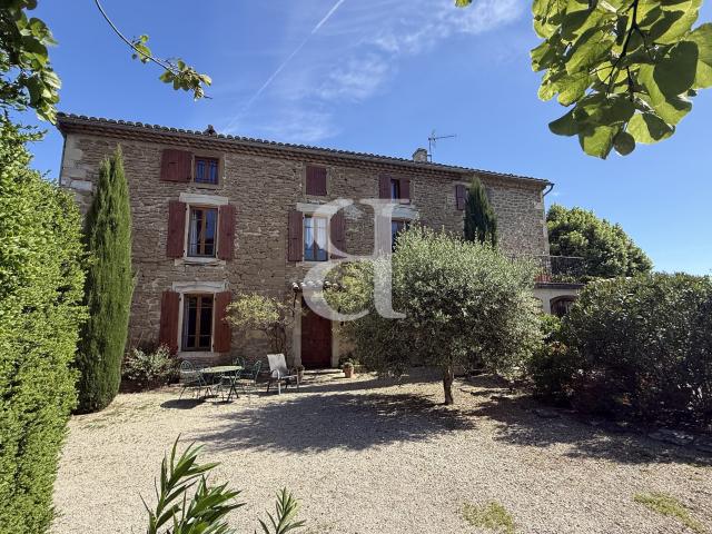 Maison vente à Carpentras, Grillon