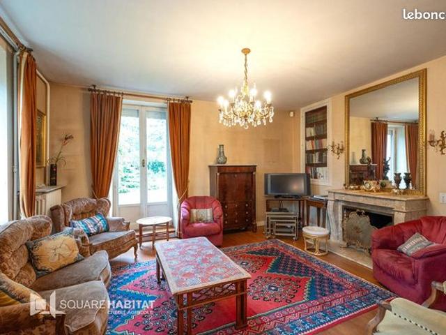 Maison vente à Valence, Chanos-curson