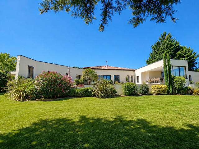 Maison vente à Vienne, Les Côtes-d'arey