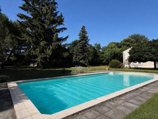 Maison vente à Esclavissat, Estillac