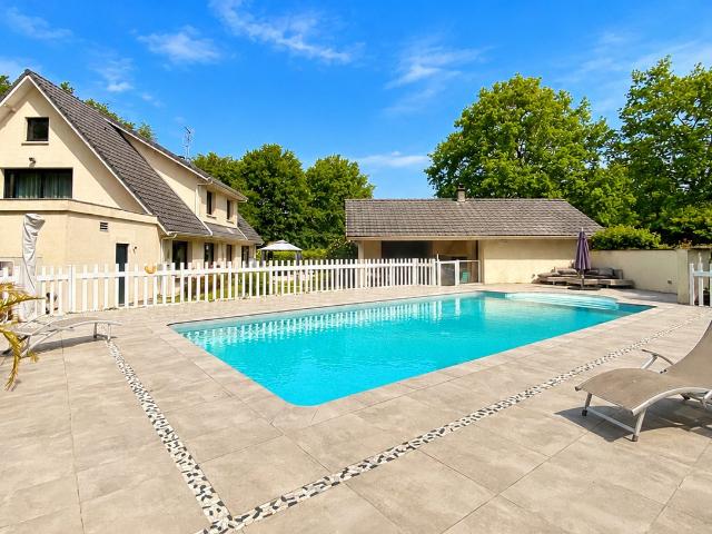 Maison vente à Bordeaux, Le Pian-médoc