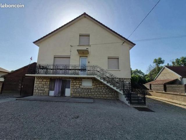 Maison vente à Dole, Chaussin