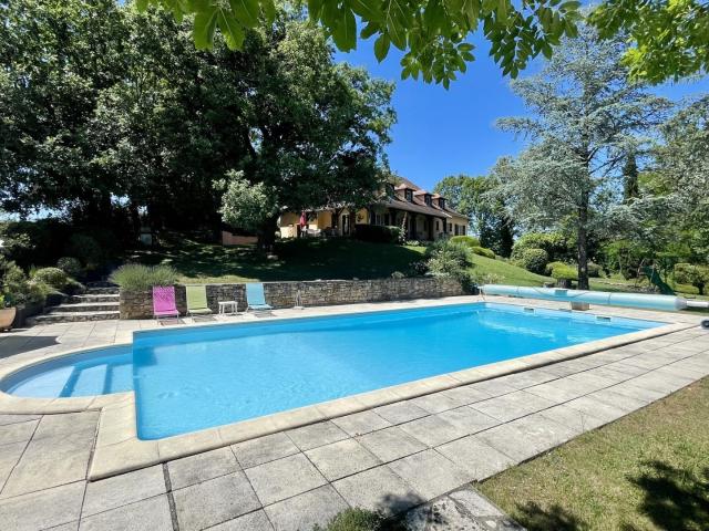 Maison vente à Villefranche-de-Rouergue, Savignac