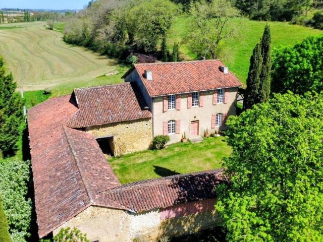 Maison vente à Mirande