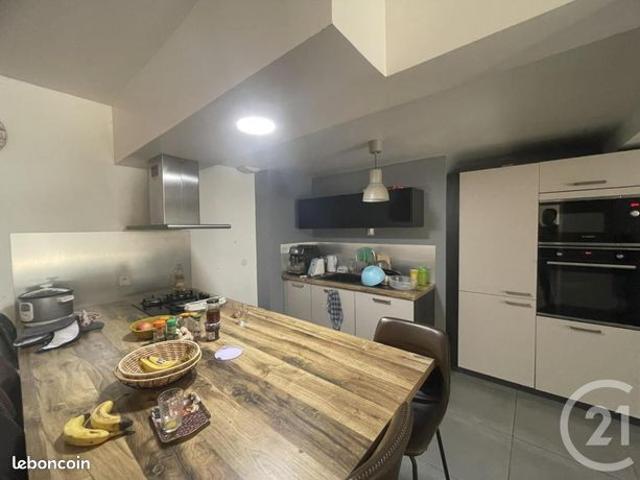 Maison vente à Les Églisottes-et-Chalaures, Gironde