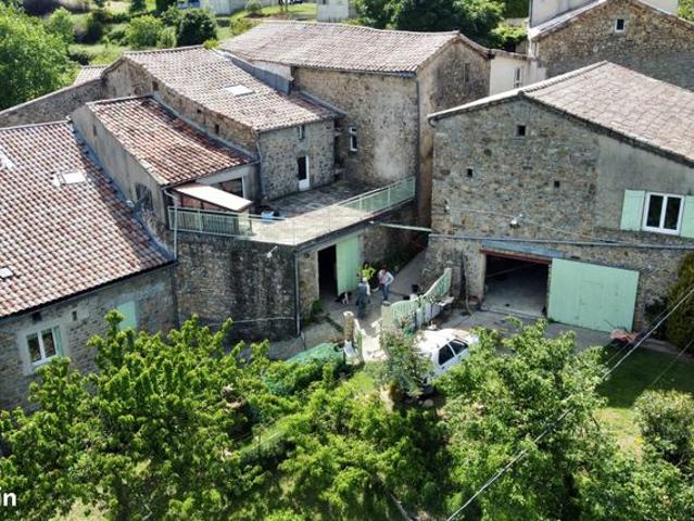 Maison vente à Largentière, Chazeaux