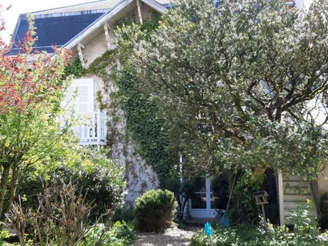 Maison vente à Dijon, Mirebeau-sur-bèze