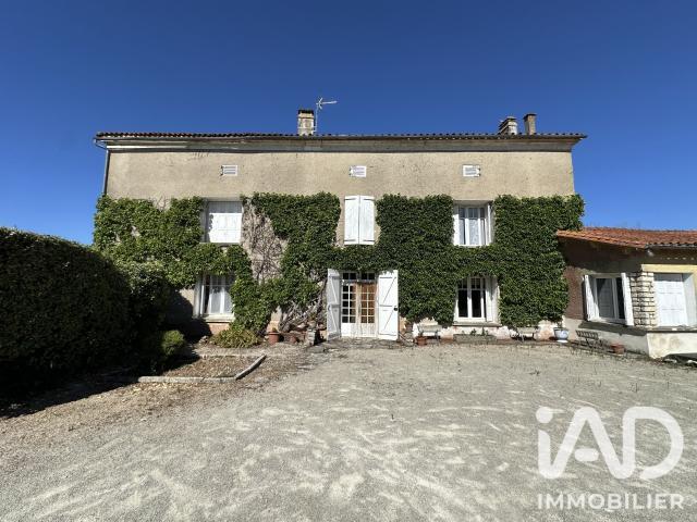 Maison vente à Saint-Jean-d'Angély, Villiers-couture