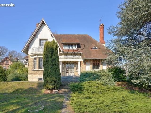 Maison vente à Saint-Germain-en-Laye, Le Vésinet