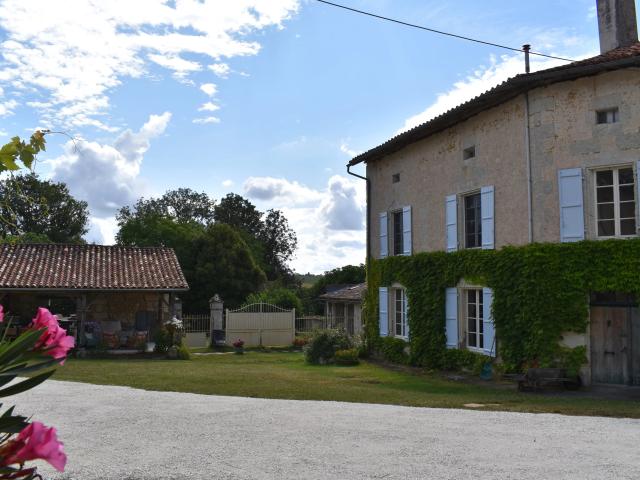 Maison vente à Angoulême, Aubeterre-sur-dronne