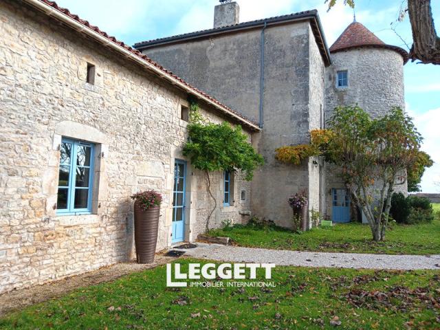 Maison vente à Montmorillon, Saint-macoux