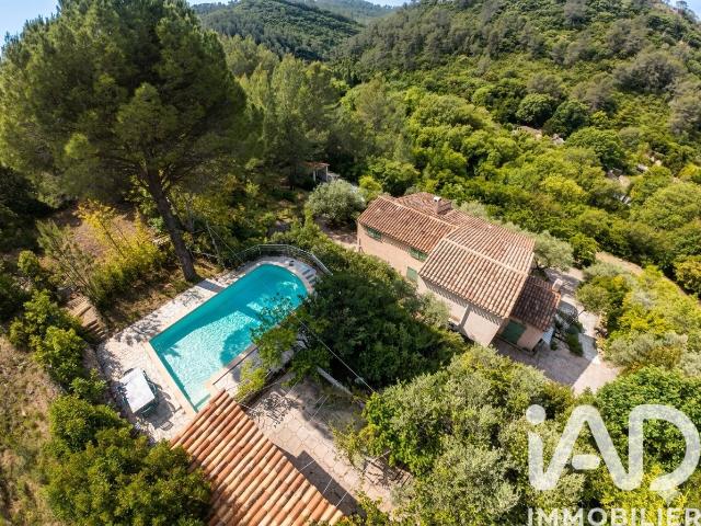 Maison vente à Arrondissement de Toulon, Belgentier