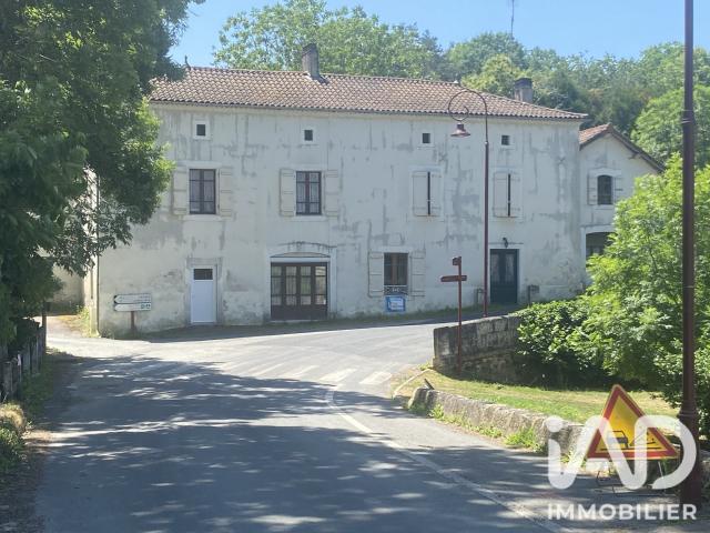 Maison vente à Chez Marronnet, Javerlhac-et-la-Chapelle-Saint-Robert