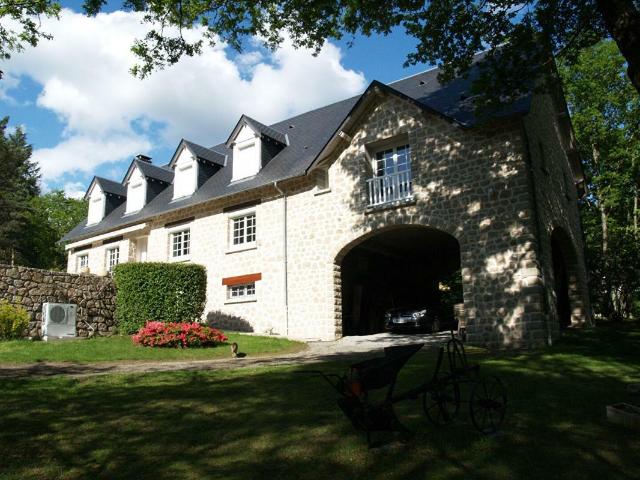 Maison vente à Ussel, Sarran