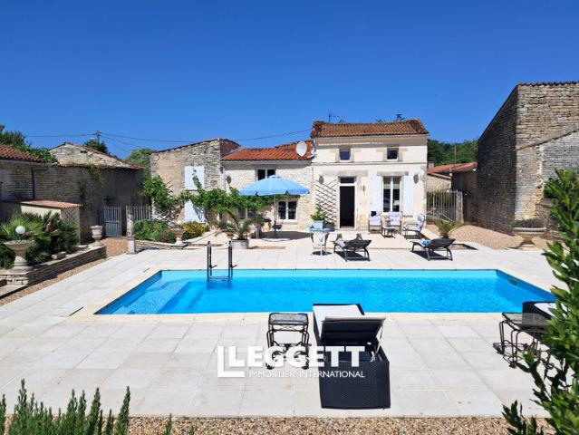 Maison vente à Saint-Jean-d'Angély, Siecq