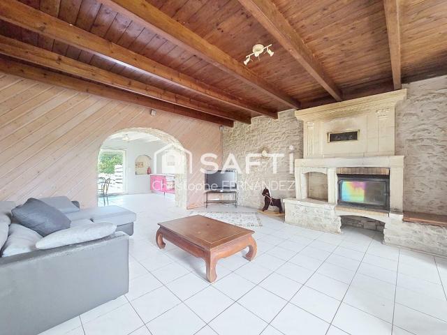 Maison vente à Boisredon, Brulot Maison vente à Boisredon, Brulot